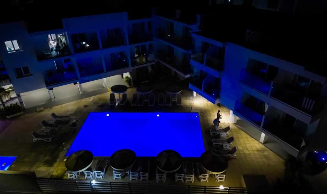 A Maos Hotel Apartments Ayia Napa Exteriör bild